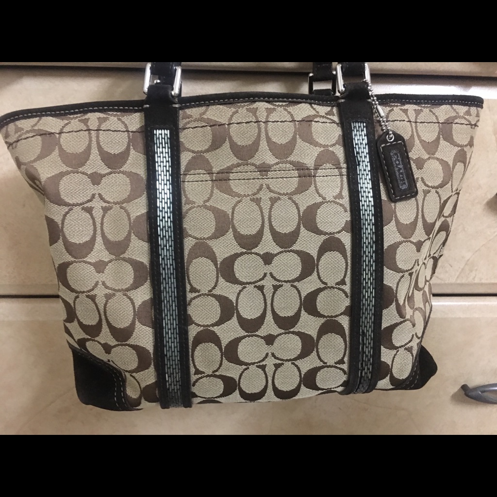 Coach Classic Coach Tote